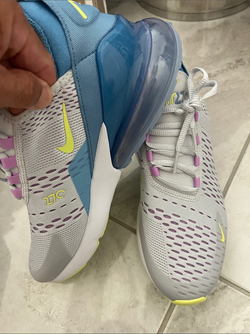Nike Air Max 270 in GSLight Gray with Blue ib4401-043 new
